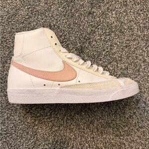 Nike Women's High-Top Sneakers in White and Pink